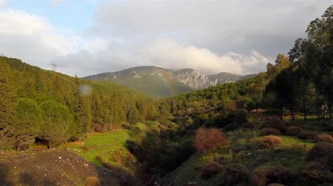 Rainy Forest and Rainbow On The Mountains Vídeos de archivo 56123829