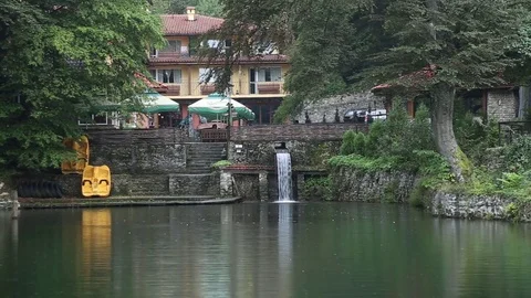 Rainy scene in the mountain Vídeo Stock 76244220