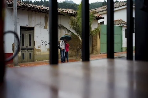 RainyCouple Stock Footage 91114467