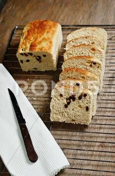 Raisin bread Stock Photos