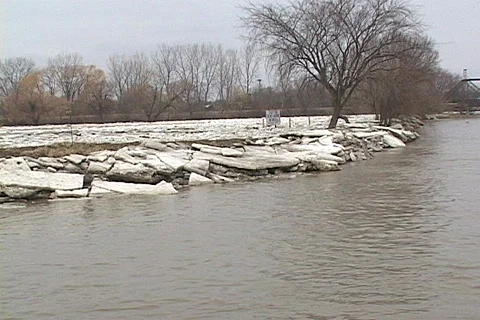 Raisin River Ice Jam 2009 Stock-Footage 328385