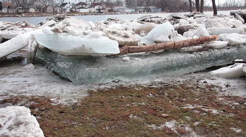 Raisin River ice Jam breaks loose in stunning display Video stock 40981752