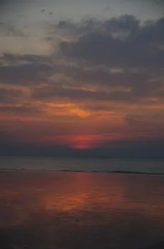 Raising Sun Rays Reflected the Rosy Clouds Stock Photos