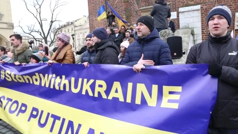 Rally supporting Ukraine facig possible Russian attack in Cracow, Poland Video stock 170662415