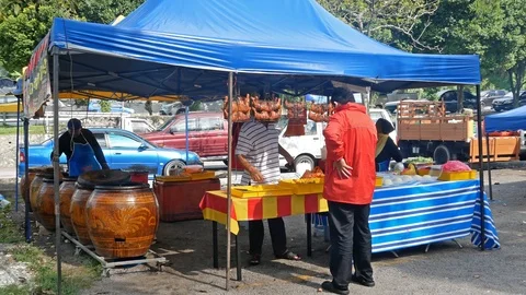 Ramadan Bazaar in Malaysia. 動画素材 90439269