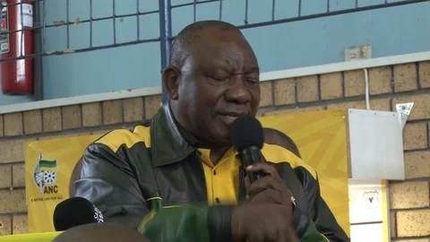 Ramaphosa speaking in anc jacket Stock Footage 108360103