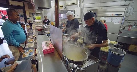 Ramen noodles Video stock 114490121