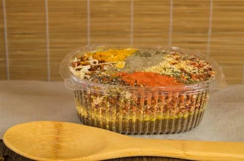The range of Oriental spices with spicy chilli, curry and a mixture of other  Stock-Fotos