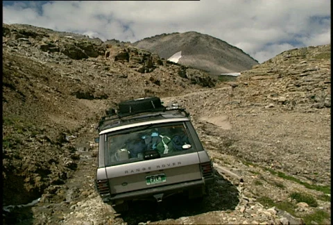 Range Rover on Black Bear Pass near Telluride, Colorado Jeep  Stock Footage 789406
