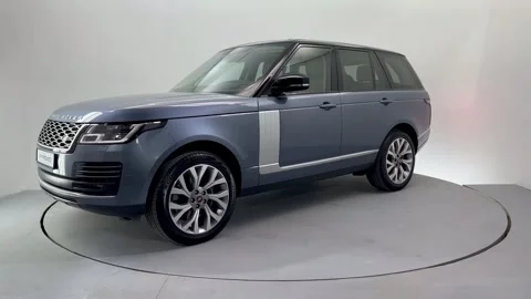 Range Rover Vogue 2019 Stock Footage 251971414