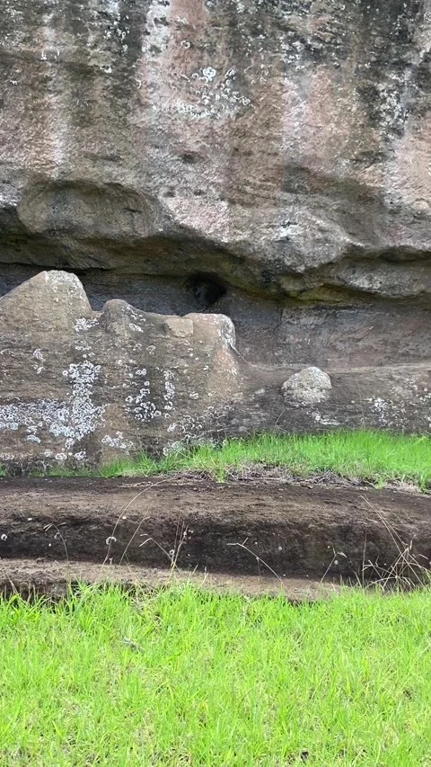 Rano Raraku moai in Easter Island 스톡 동영상 342838709