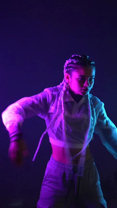 Rap dancer head and shoulder movements i... | Stock Video | Pond5
