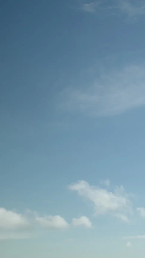Rapidly changing cloud movements as a dy... | Stock Video | Pond5