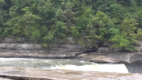 Rapids at the crest of Cumberland Falls in Corbin, KY Stock Footage 79832176