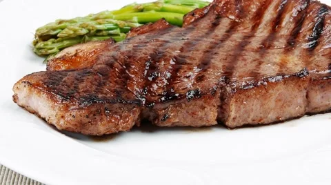 Rare medium roast beef fillet Видео 59546697