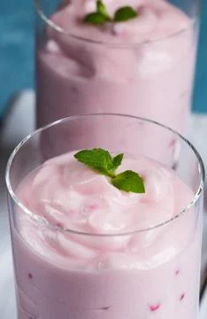 Raspberry cream dessert with mint 스톡 사진