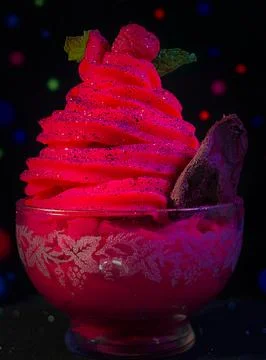 Raspberry Ice Cream With Chocolate Stock Photos