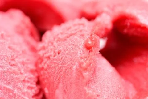Raspberry ice cream 库存照片
