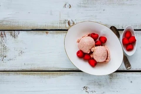 Raspberry ice-cream Stock Photos