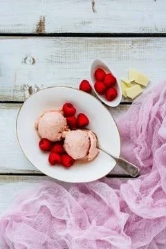 Raspberry ice-cream Stock Photos