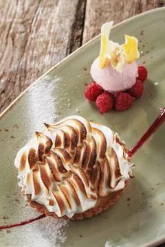 Raspberry meringue Stock Photos