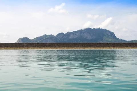 Ratchaprapha dam with mountain background, khaosok is thailand's guilin Stock Photos