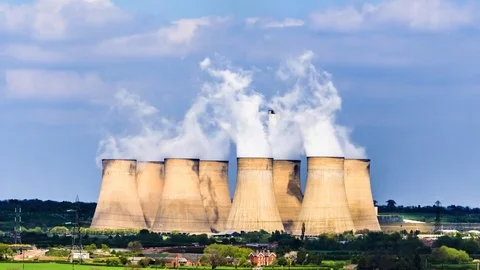 Ratcliffe-on-Soar last remaining coal fired power station plant closed Stock Footage 77648543
