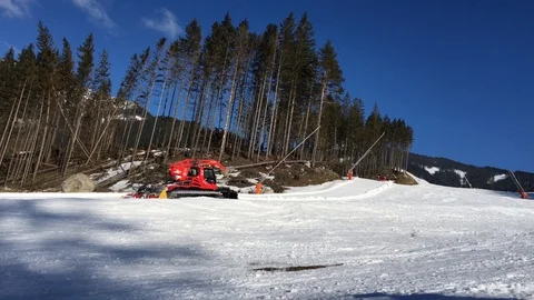 Ratrack moving on ski slope Video stock 88812724
