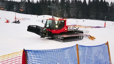 Ratrack whisks snow on the ski route in the mountains. Stock Footage 113106957