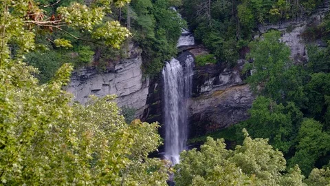 Raven Cliff Falls, Caesars Head State Park, South Carolina 스톡 동영상 78043119