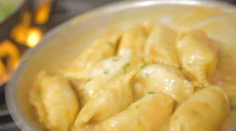 Ravioli in Pan Stockbeeldmateriaal 41920225