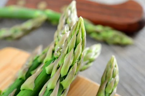 Raw asparagus Stock-Fotos
