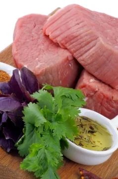 Raw Beef Steaks Stock-Fotos