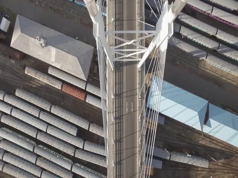 Raw drone shot looking down over the Nelson Mandela Bridge 스톡 동영상 75825935