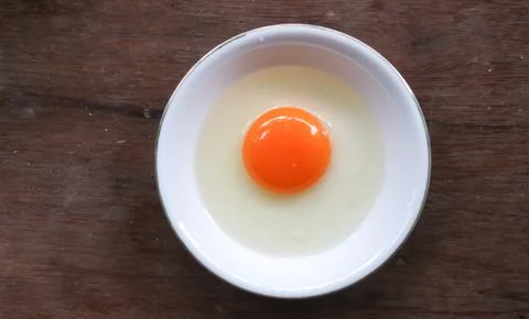 Raw egg Stock Photos