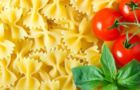 Raw farfalle Foto stock