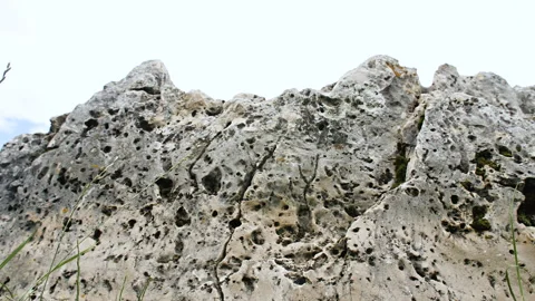 Raw gray stone texture, rock close-up. 스톡 동영상 137038756