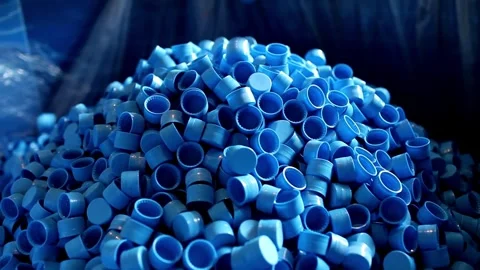 Raw material used for making plastic bottle PET, PETE. on mineral water and Vídeos de archivo 334588921