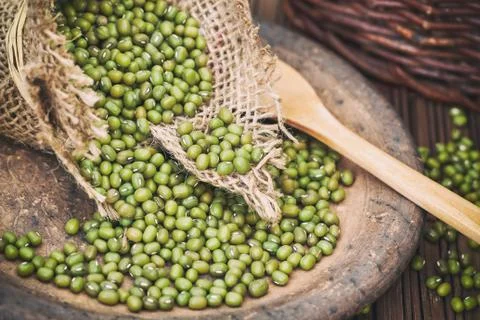 Raw mung beans Stock Photos