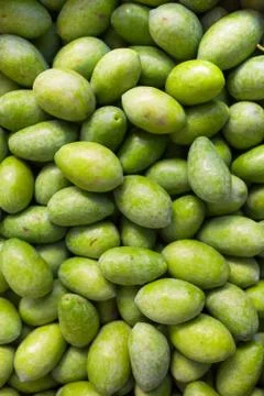 Raw Olives Фото
