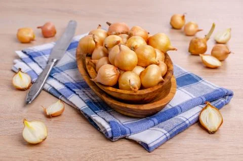 Raw onion bulbs Foto stock