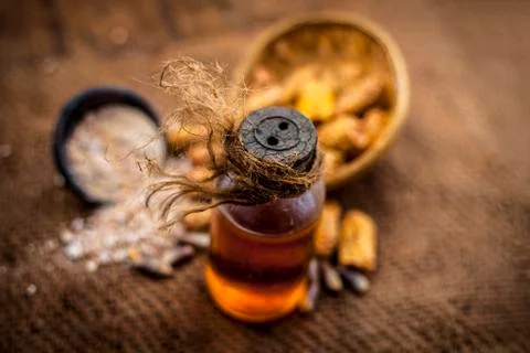 Raw organic dried dates in a hamper with its extracted oil and its powder in  Stock Photos