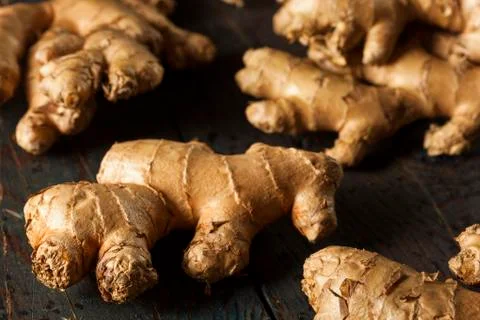 Raw organic ginger root Photos