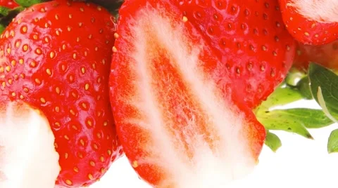Raw ripe strawberry Vídeos de archivo 57909269