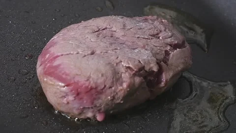 Raw Steak Cooking Vídeo Stock 169612359