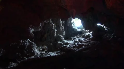 Ray of Light inside a Cave Video stock 56947208
