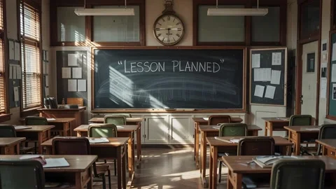 Rays of light falling to the empty school classroom hd 4k video footage Vidéo 313429251