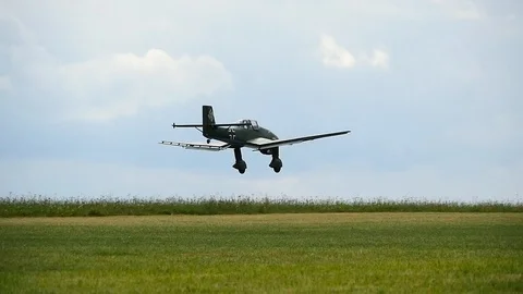 RC aircraft crash 스톡 동영상 101878243