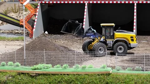 RC wheel loader digging Stock Footage 344301305