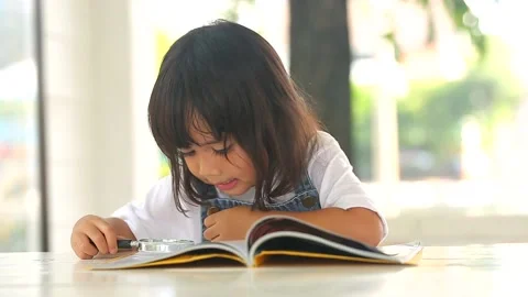 Read a book-5 Video stock 159752934